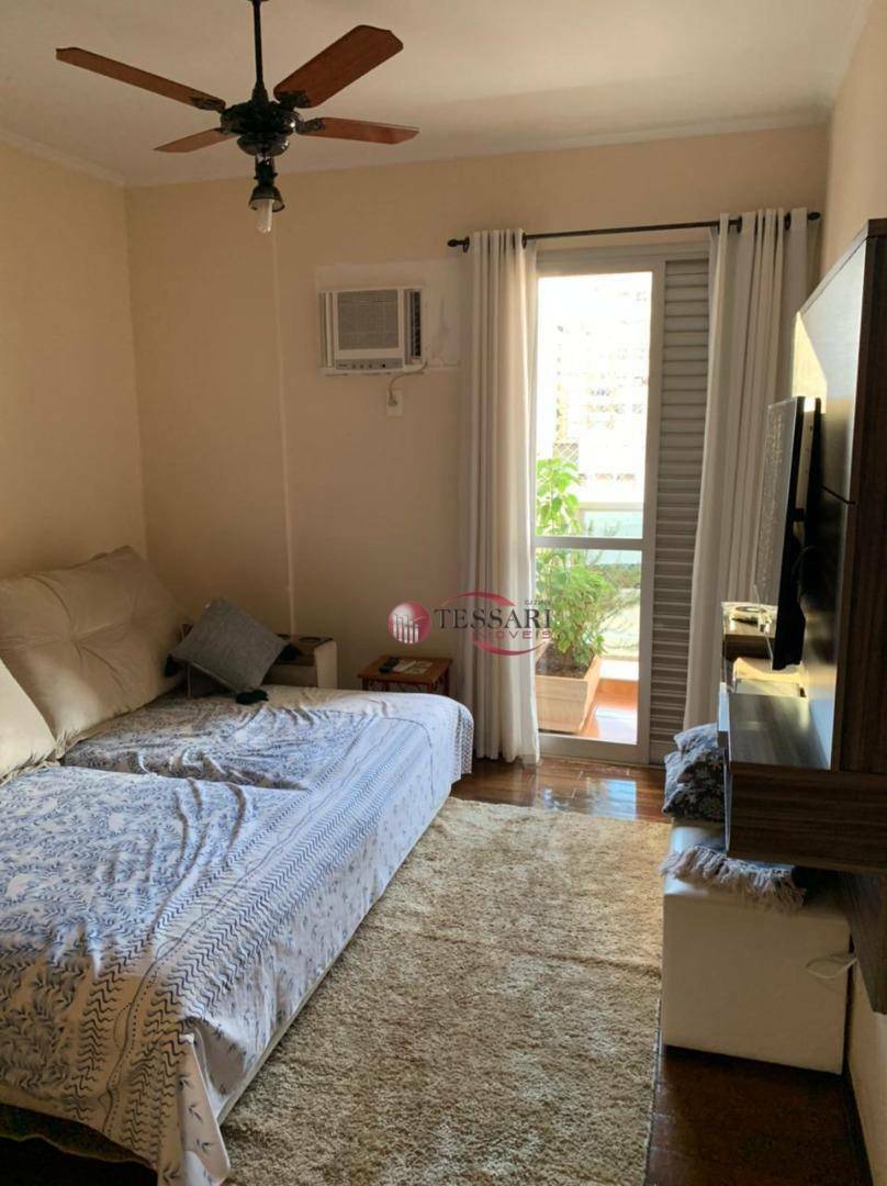 Apartamento à venda com 4 quartos, 200m² - Foto 8