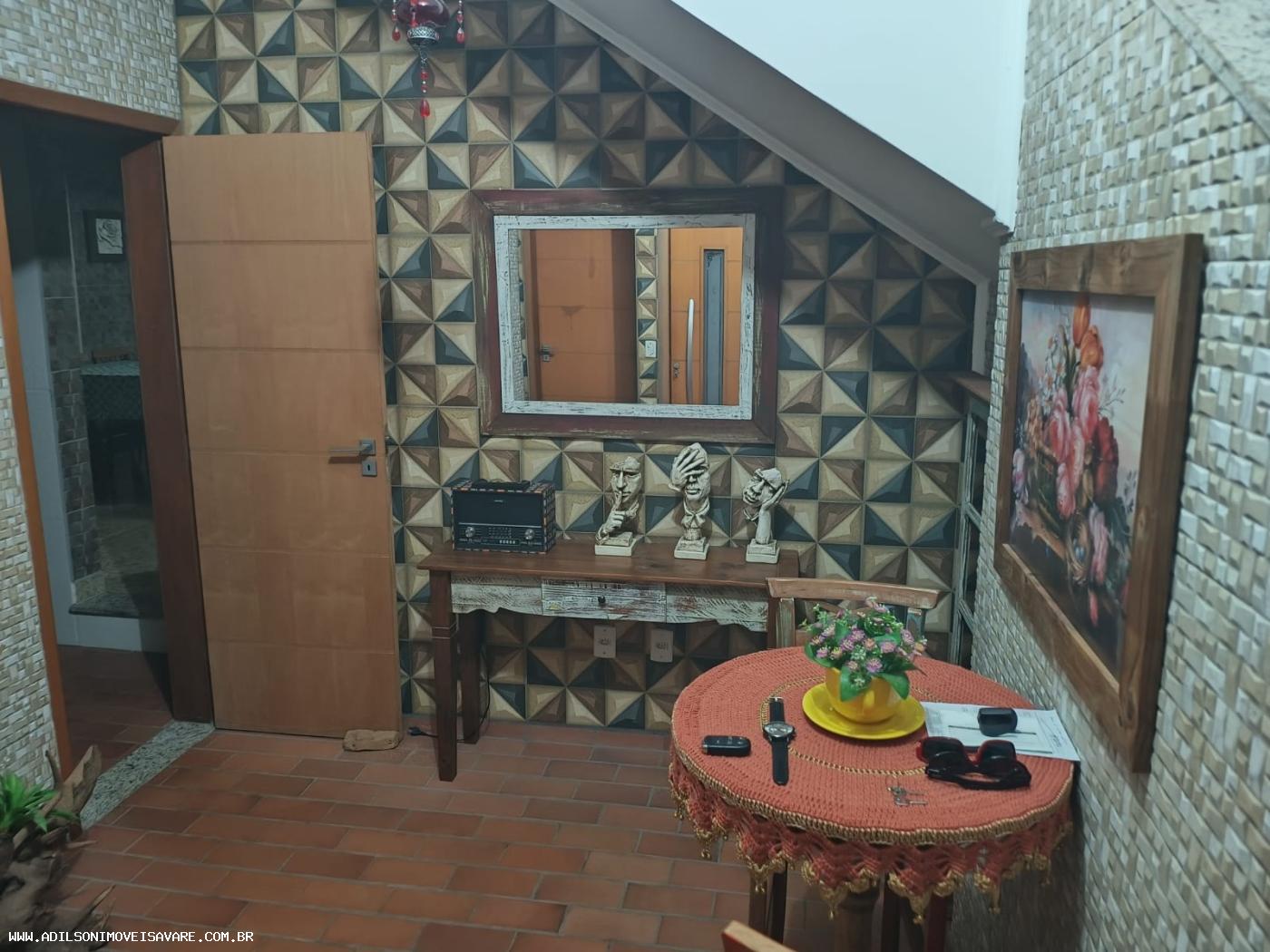Casa à venda com 5 quartos, 339m² - Foto 3
