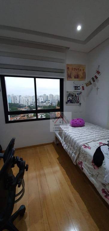 Apartamento à venda com 4 quartos, 211m² - Foto 35