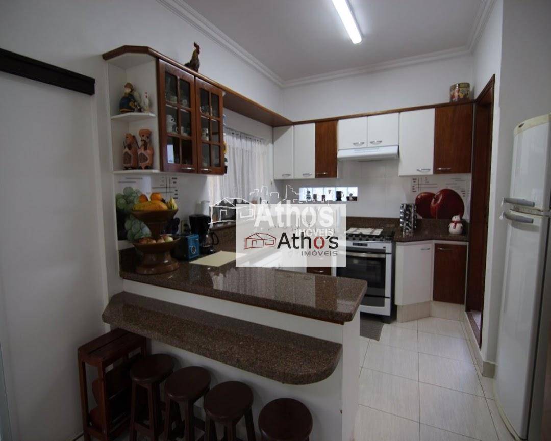 Sobrado à venda com 4 quartos, 229m² - Foto 8