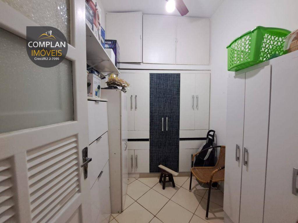 Apartamento à venda com 3 quartos, 140m² - Foto 18