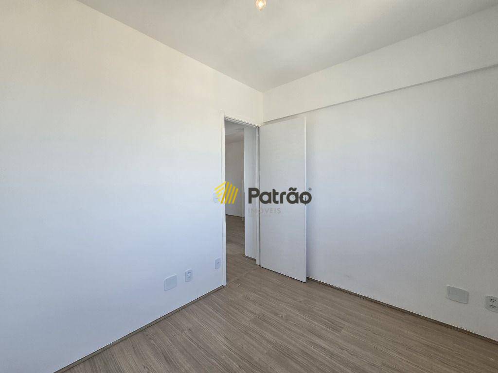 Apartamento à venda com 2 quartos, 42m² - Foto 9