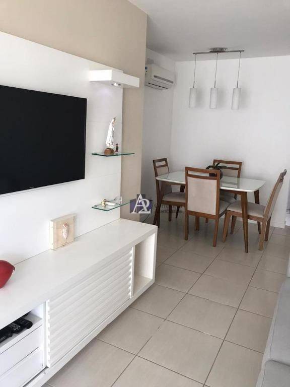 Apartamento à venda com 3 quartos, 81m² - Foto 3