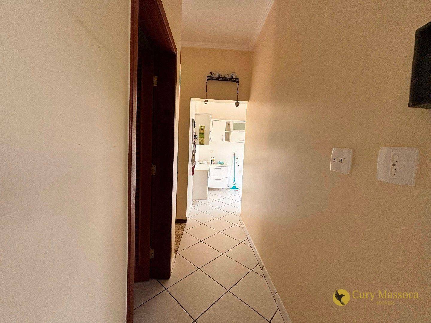 Casa de Condomínio à venda e aluguel com 3 quartos, 350m² - Foto 27