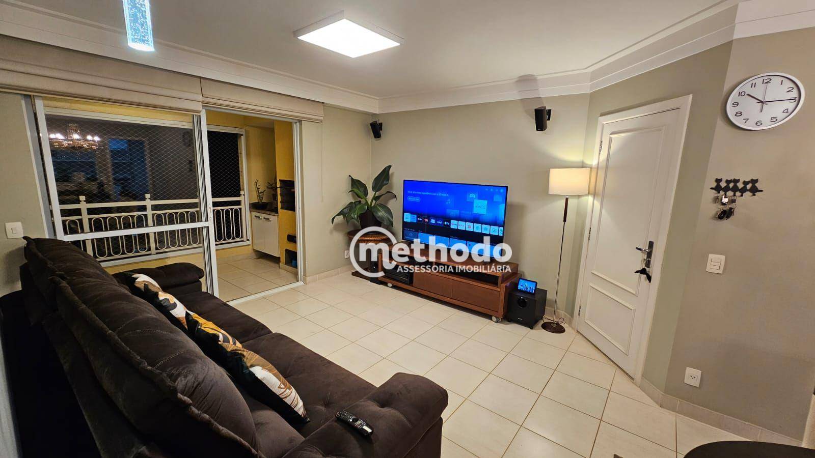 Apartamento à venda com 4 quartos, 114m² - Foto 1