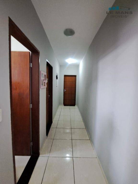 Casa à venda com 2 quartos, 120m² - Foto 12