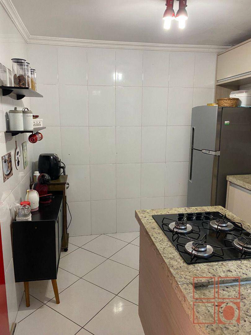 Sobrado à venda com 3 quartos, 140m² - Foto 11