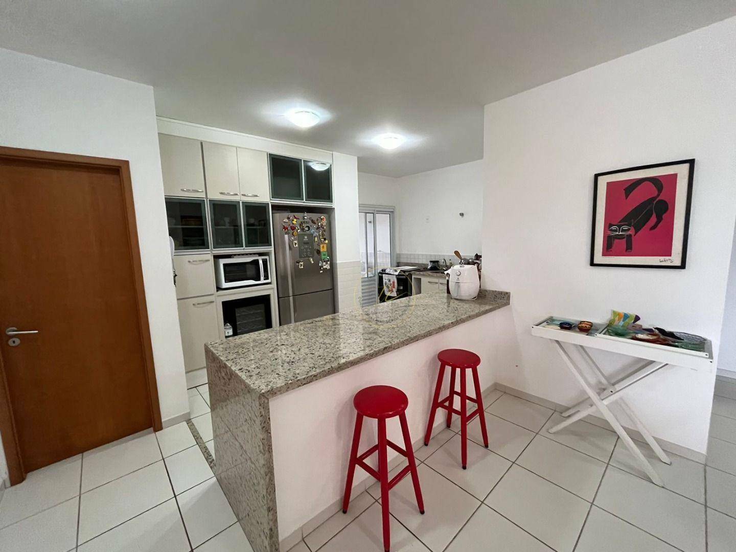 Apartamento à venda com 3 quartos, 146m² - Foto 4