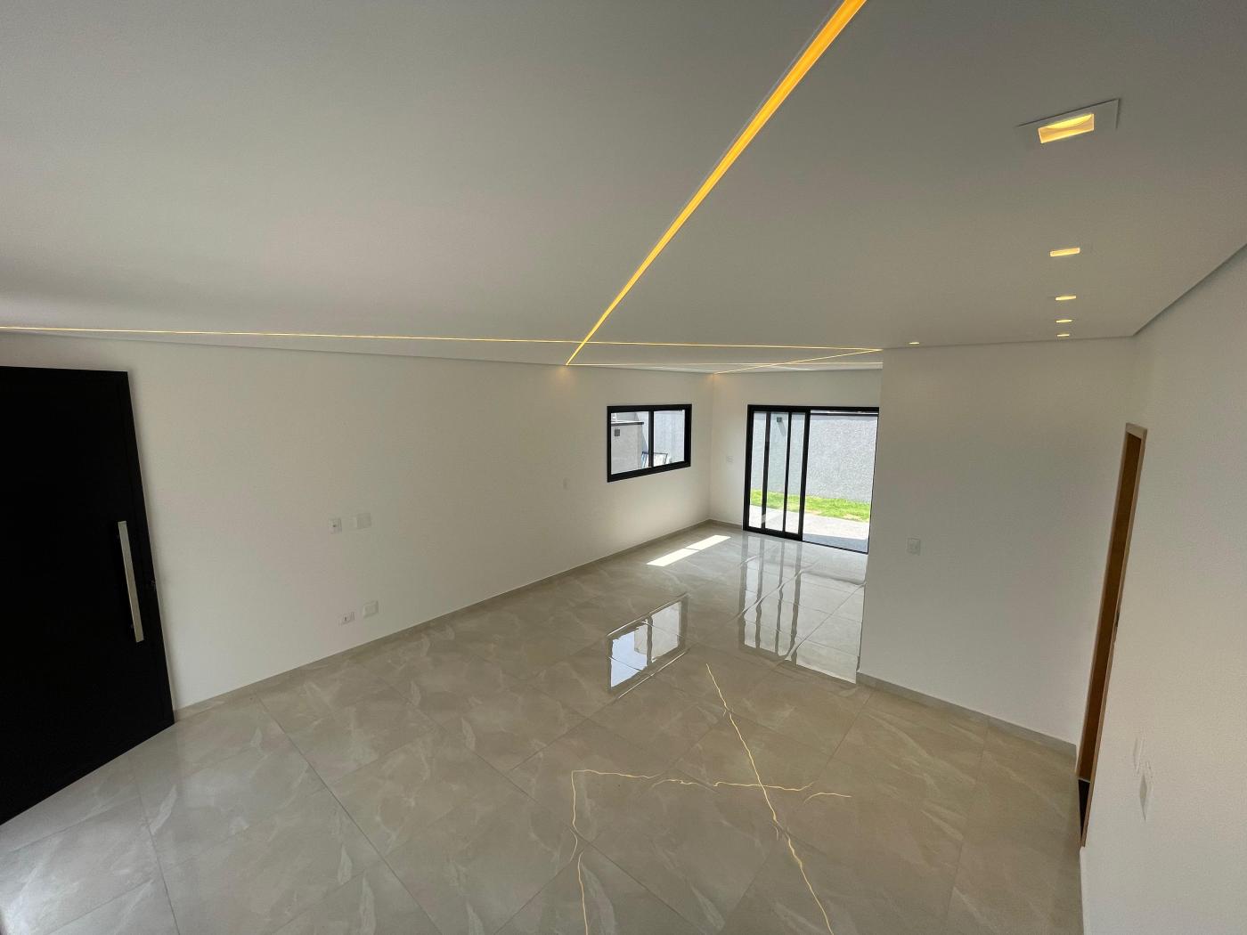 Casa à venda com 3 quartos, 131m² - Foto 9