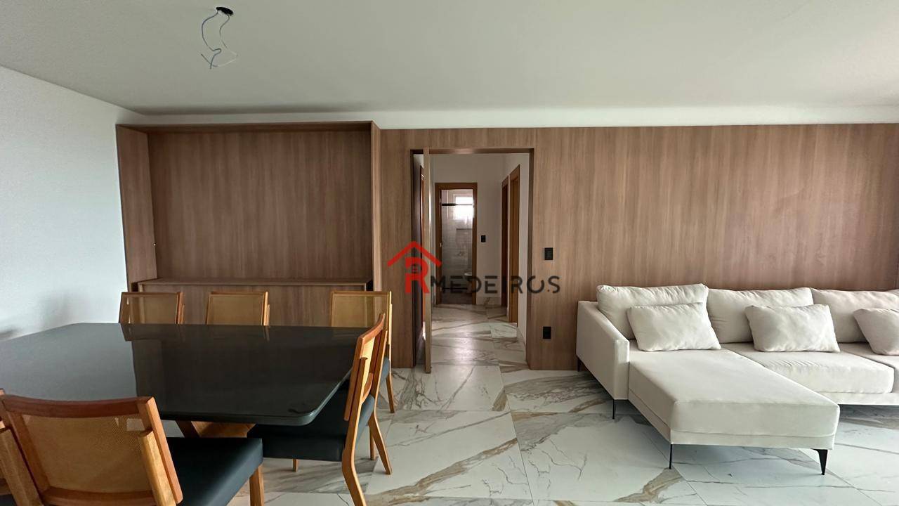 Apartamento à venda com 3 quartos, 126m² - Foto 1