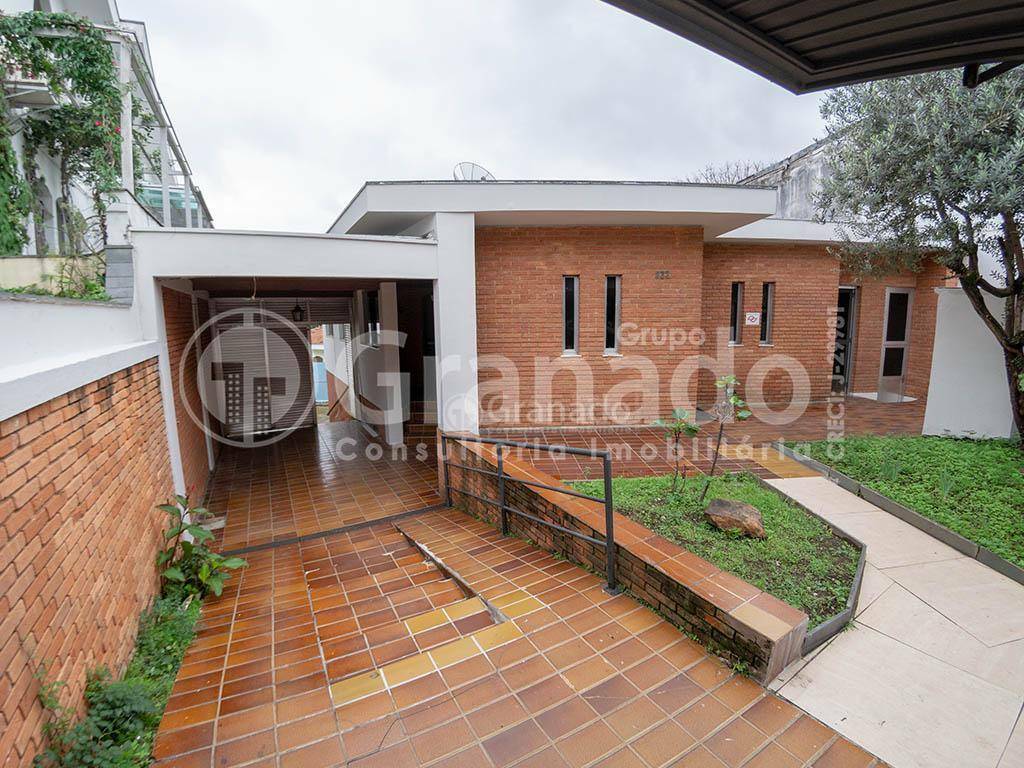 Casa à venda com 4 quartos, 400m² - Foto 3