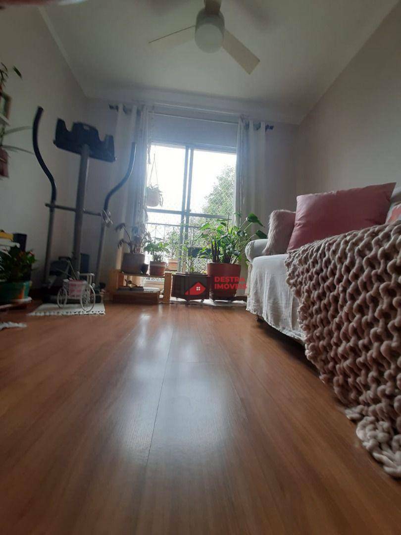 Apartamento à venda com 2 quartos, 60m² - Foto 6