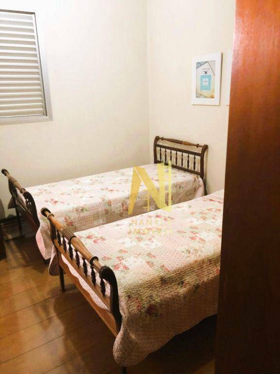 Apartamento à venda com 4 quartos, 231m² - Foto 11