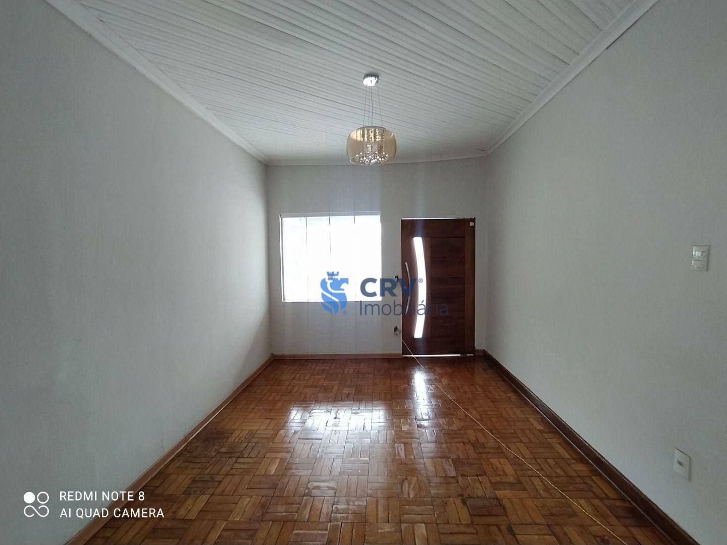 Casa para alugar com 3 quartos, 210m² - Foto 4