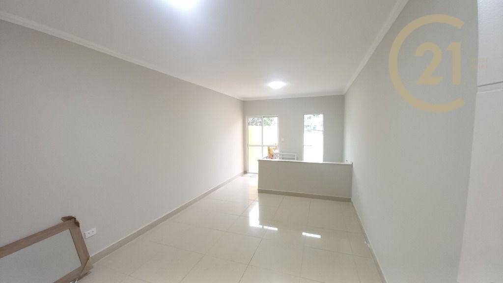 Casa à venda com 3 quartos, 220m² - Foto 5