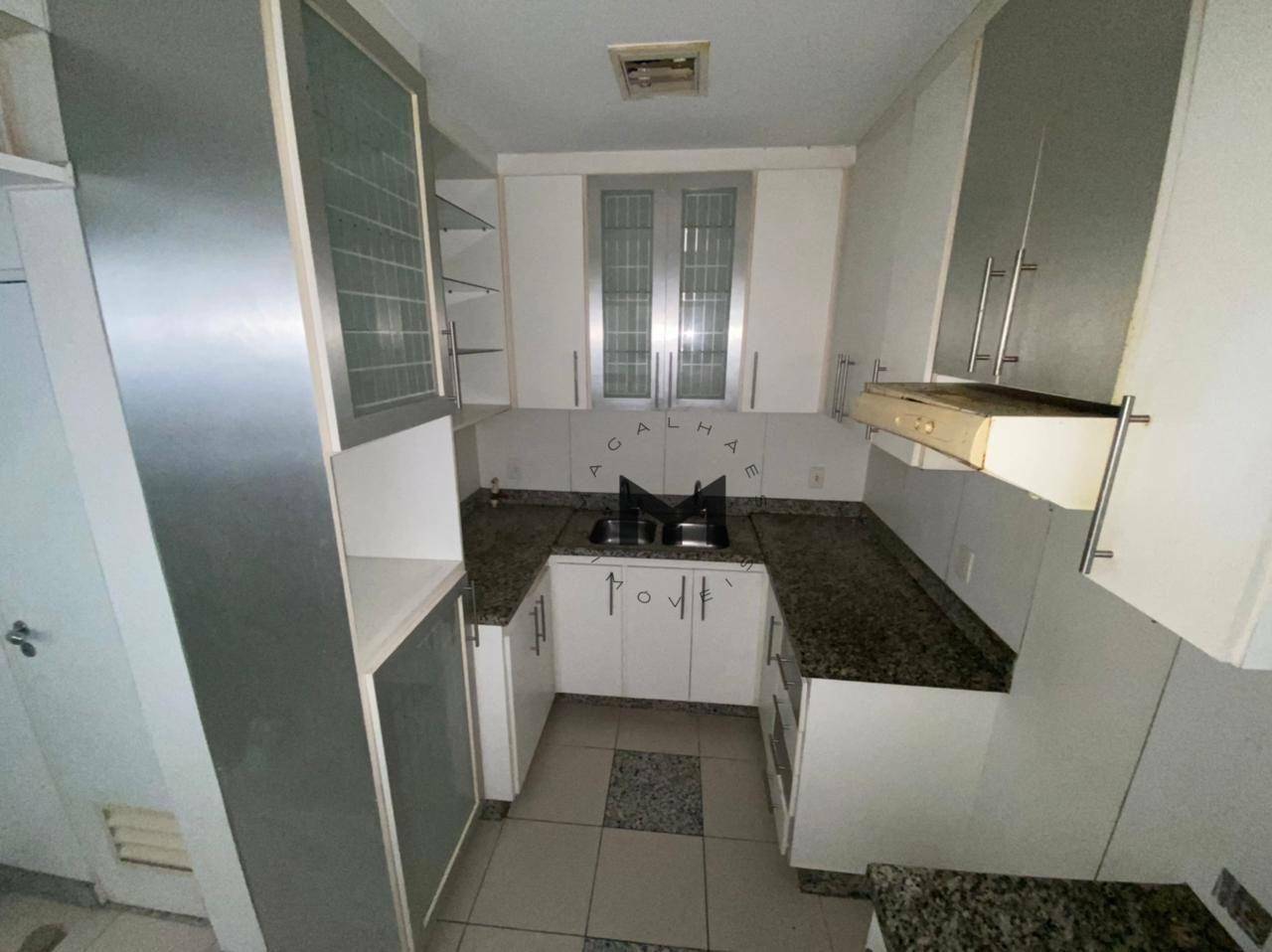 Apartamento à venda com 3 quartos, 179m² - Foto 14