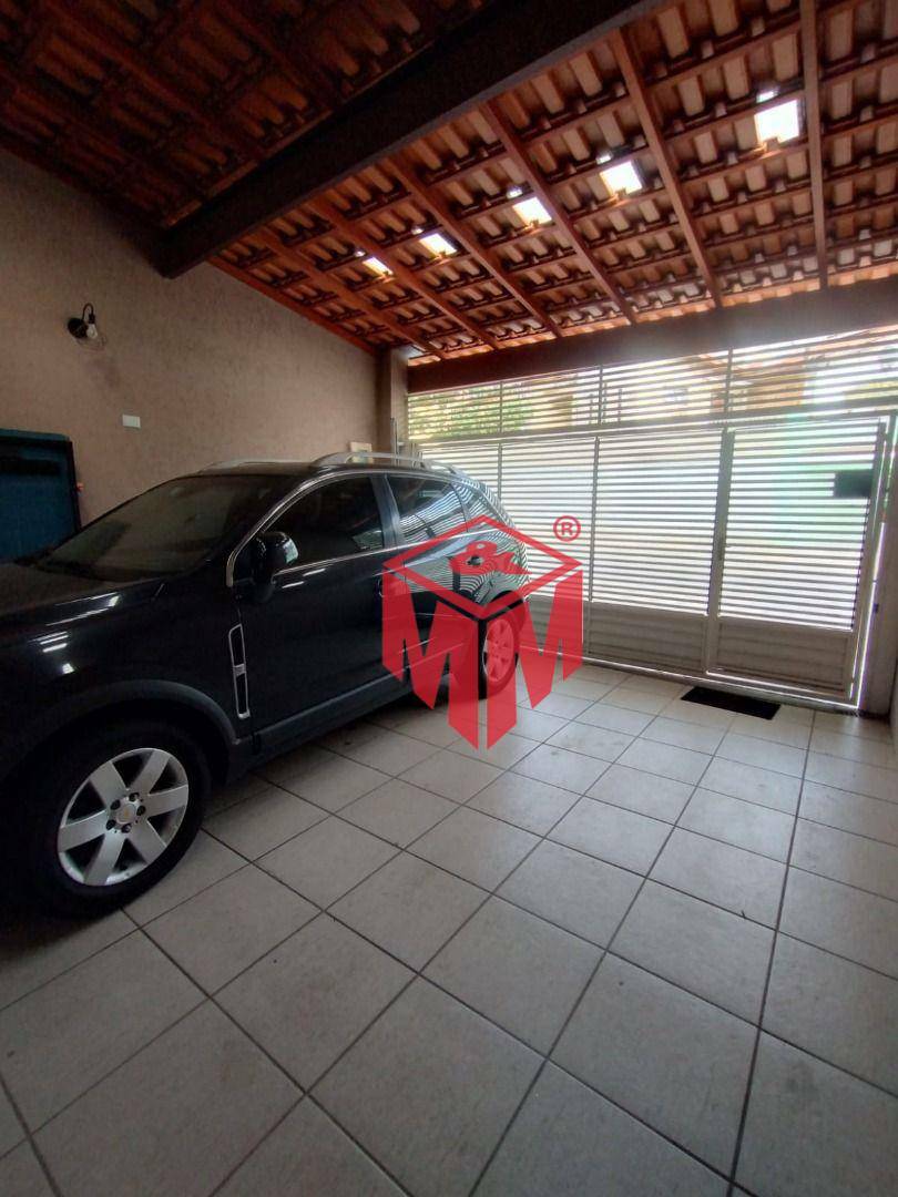 Sobrado à venda com 3 quartos, 230m² - Foto 3