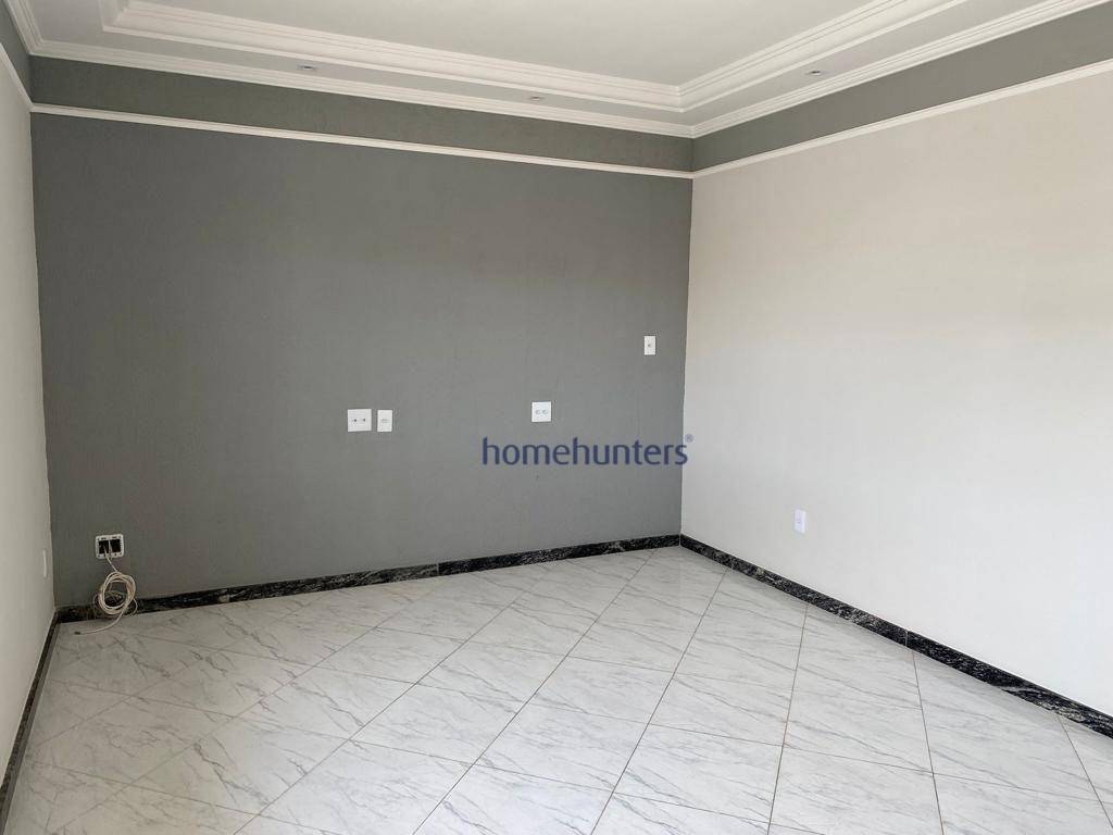 Casa à venda com 3 quartos, 260m² - Foto 7