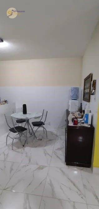 Casa à venda com 2 quartos, 120m² - Foto 12