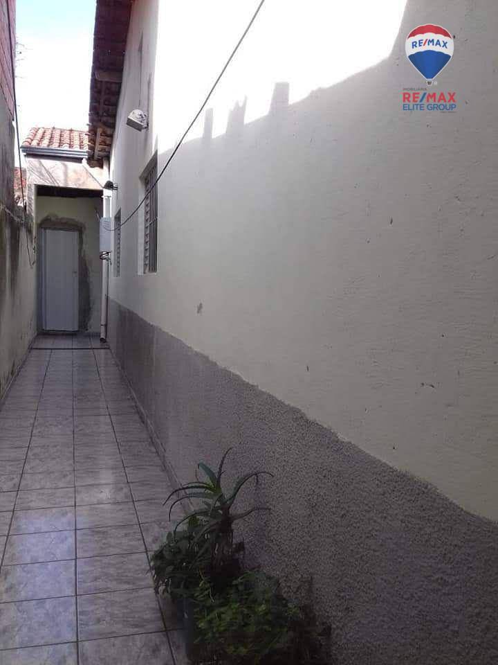 Casa à venda com 3 quartos, 120m² - Foto 27