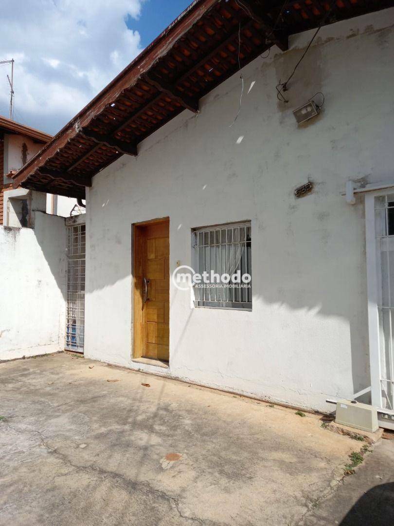 Casa à venda com 3 quartos, 245m² - Foto 4