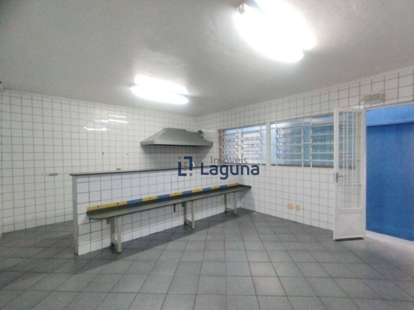 Prédio Inteiro para alugar, 670m² - Foto 4