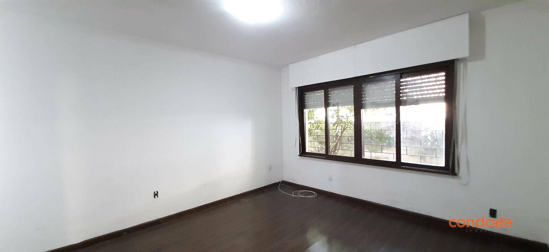 Casa para alugar com 4 quartos, 331m² - Foto 24