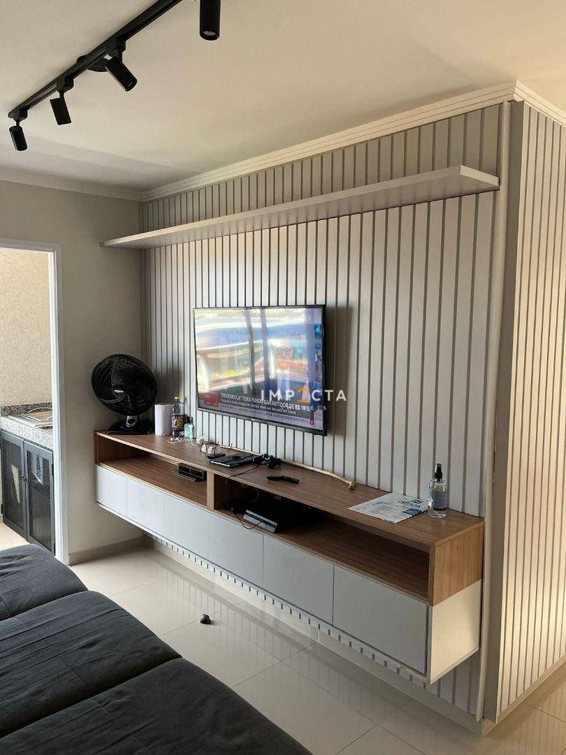 Apartamento à venda com 2 quartos, 70m² - Foto 4