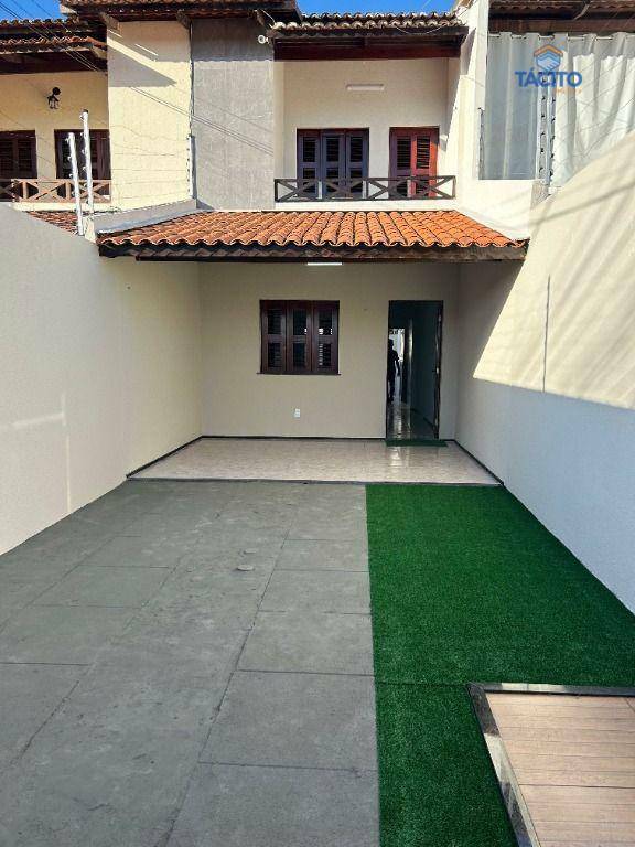 Casa à venda com 3 quartos, 71m² - Foto 3