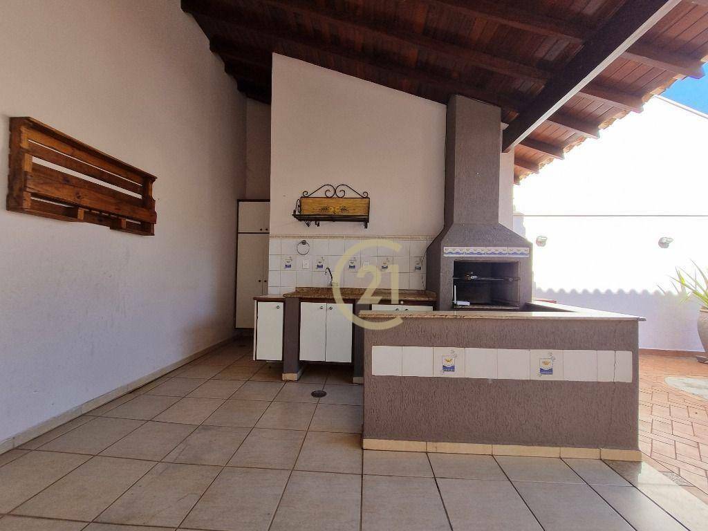 Casa à venda e aluguel com 3 quartos, 286m² - Foto 12