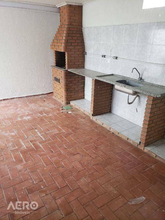 Casa para alugar com 3 quartos, 173m² - Foto 17