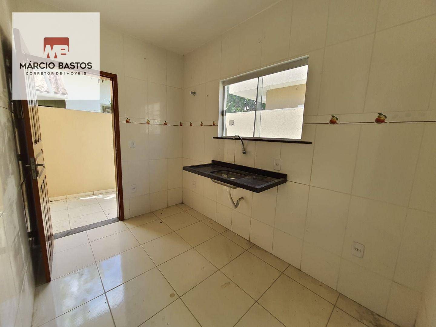 Casa à venda com 2 quartos, 180M2 - Foto 10