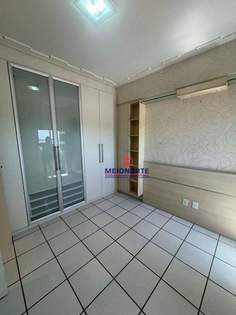 Apartamento para alugar com 3 quartos, 140m² - Foto 3