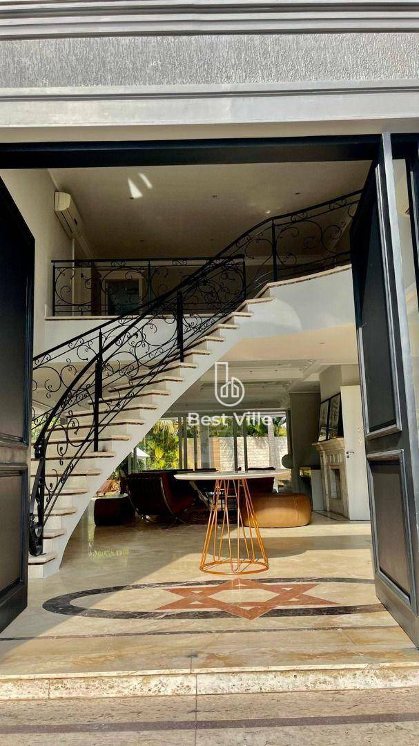 Casa de Condomínio para alugar com 4 quartos, 700m² - Foto 4