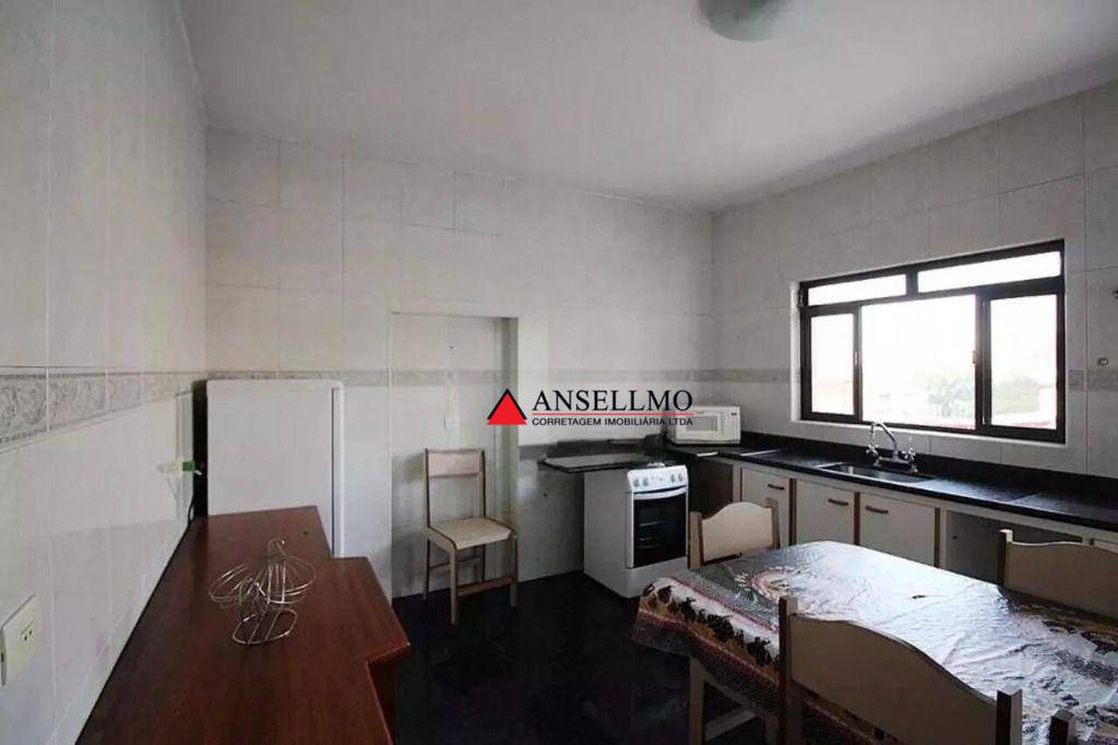 Casa à venda e aluguel com 5 quartos, 360m² - Foto 9
