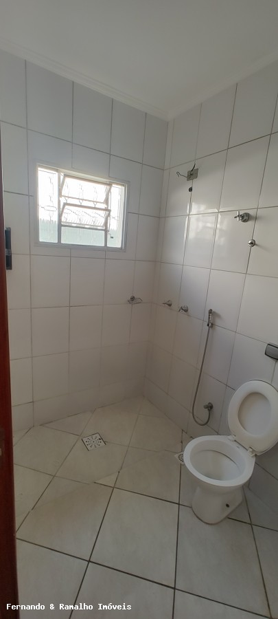 Casa para alugar com 2 quartos, 151m² - Foto 10