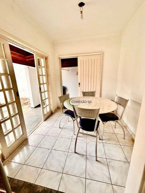 Casa de Condomínio à venda com 4 quartos, 260m² - Foto 22