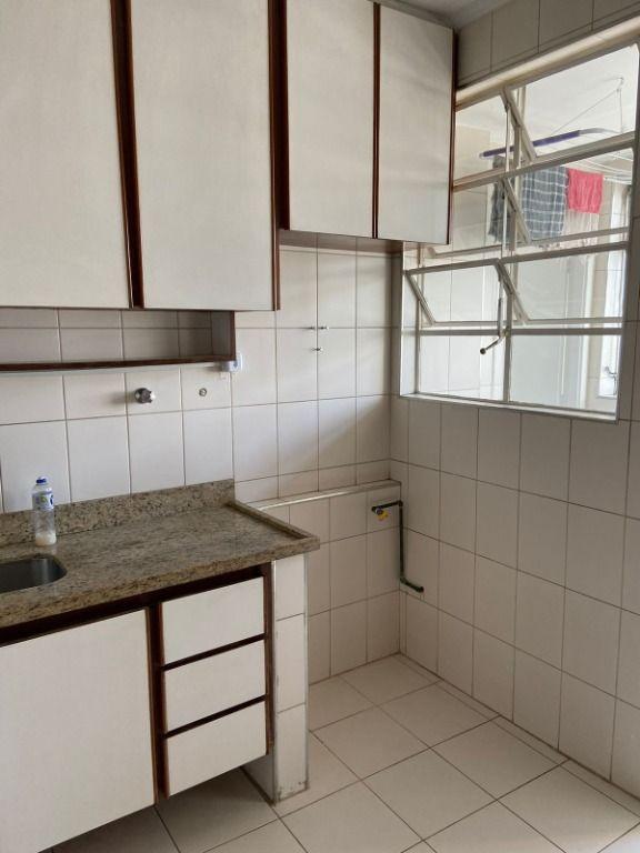 Apartamento à venda e aluguel com 2 quartos, 74m² - Foto 4