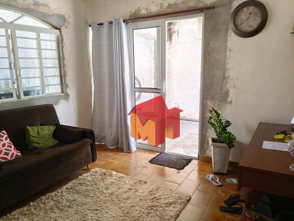 Casa à venda com 2 quartos, 67m² - Foto 4