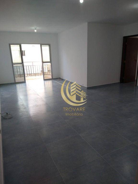 Apartamento à venda com 3 quartos, 120m² - Foto 1