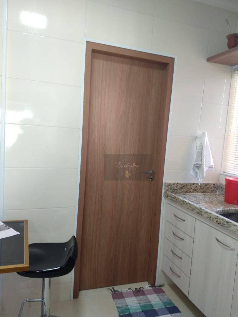 Apartamento à venda com 3 quartos, 118m² - Foto 19