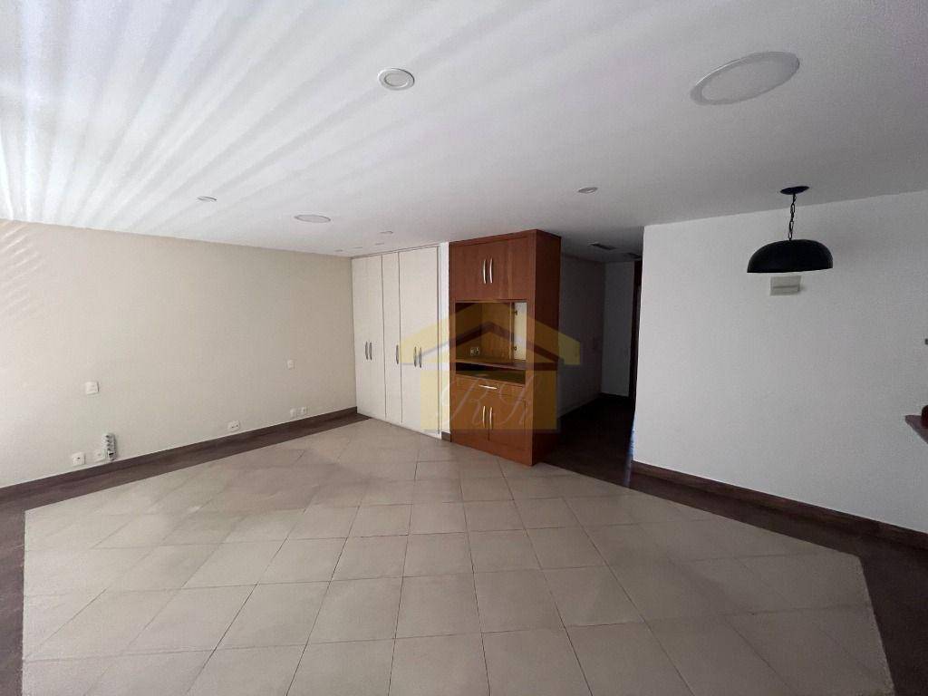 Apartamento à venda com 3 quartos, 250m² - Foto 36