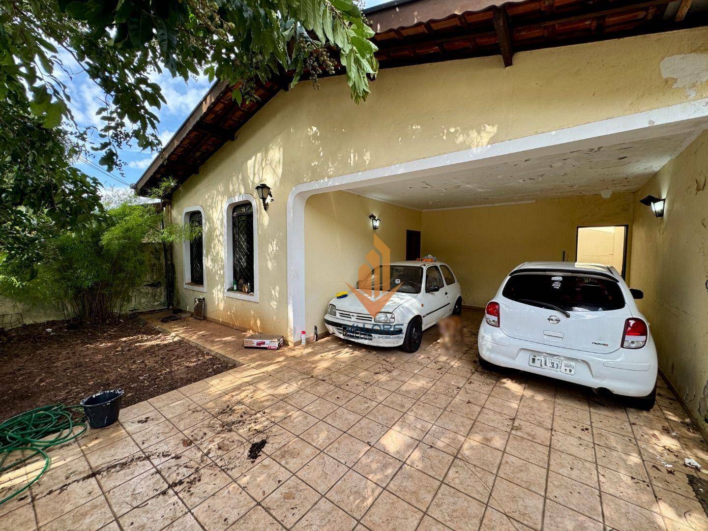 Casa à venda com 3 quartos, 145m² - Foto 1