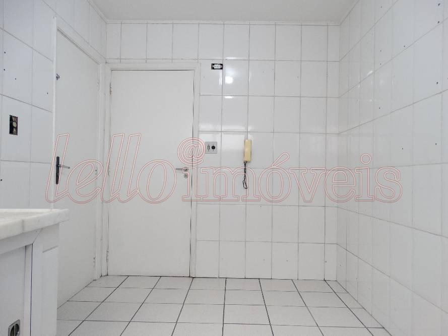 Apartamento para alugar com 2 quartos, 135m² - Foto 9