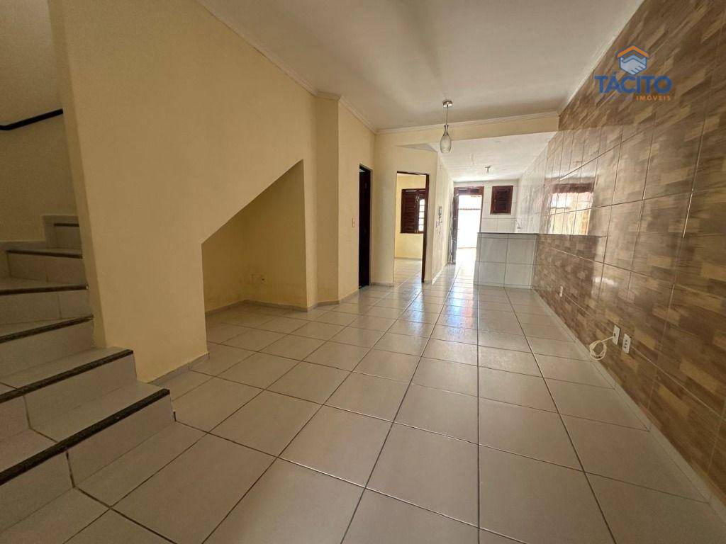 Casa, 3 quartos, 90 m² - Foto 1