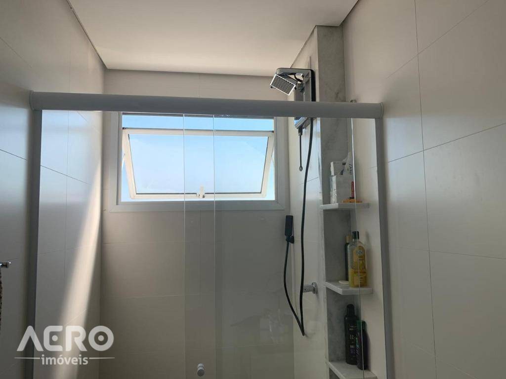 Apartamento à venda com 2 quartos, 61m² - Foto 14