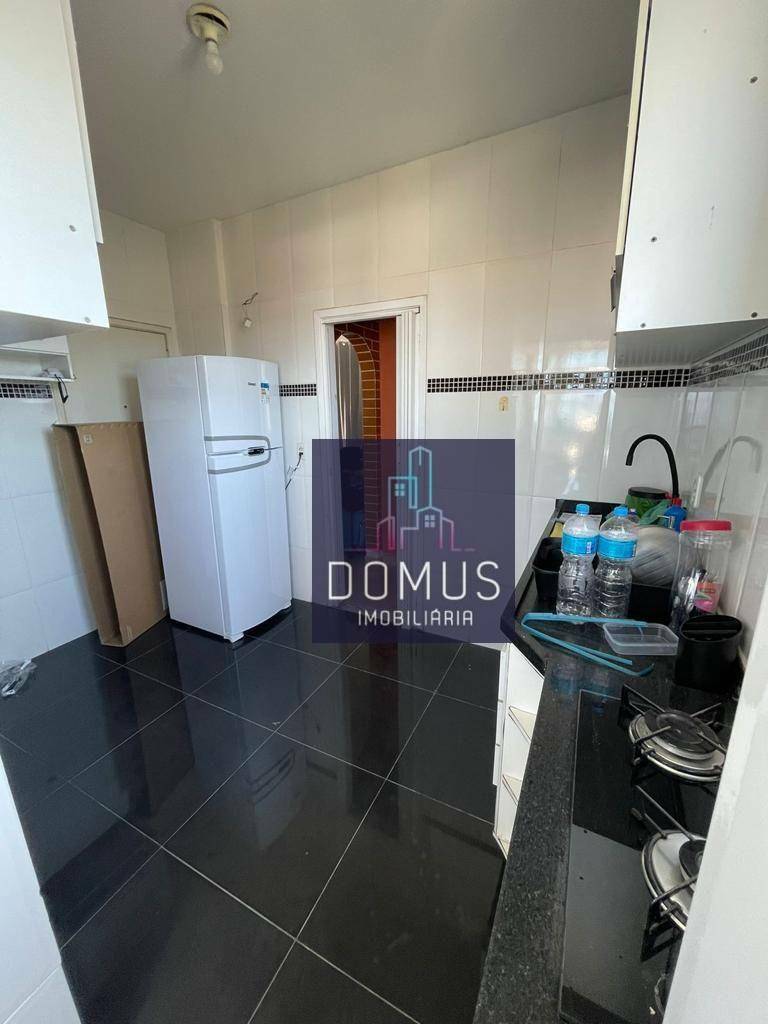 Apartamento à venda com 2 quartos, 60m² - Foto 5