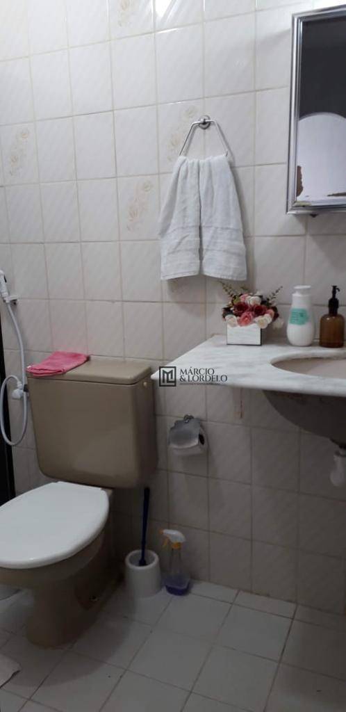 Apartamento à venda com 2 quartos, 72m² - Foto 47