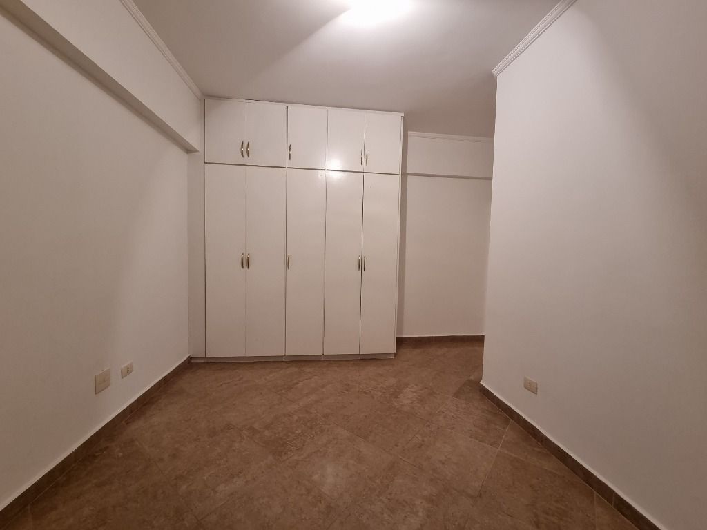 Apartamento à venda com 3 quartos, 150m² - Foto 9