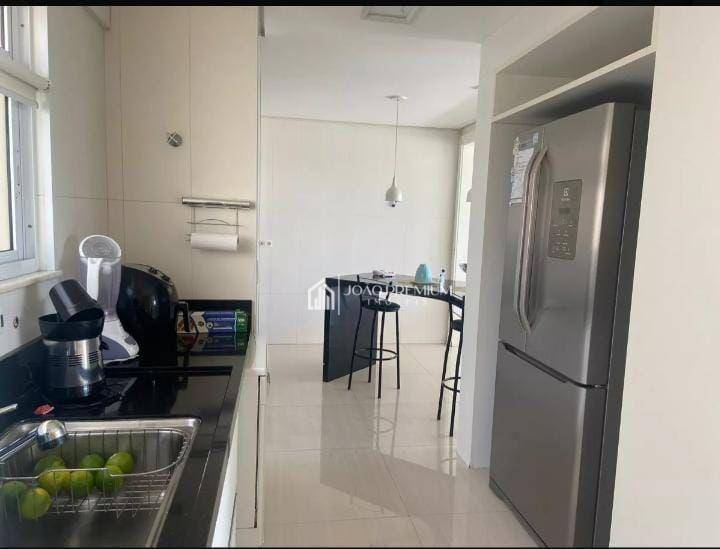 Apartamento à venda com 6 quartos, 312m² - Foto 11